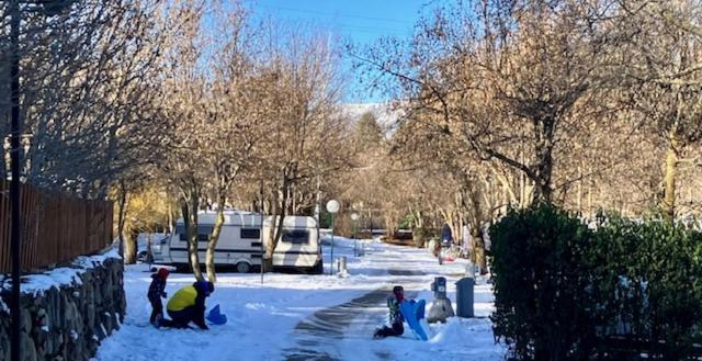 Camping L'Enclave Mobil-Home Estavar Exterior foto